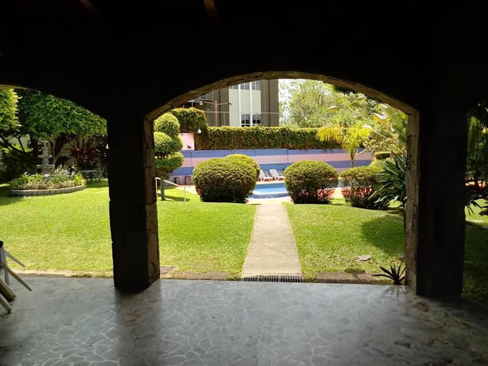 Hotel Álamo Internacional San Salvador Exterior foto